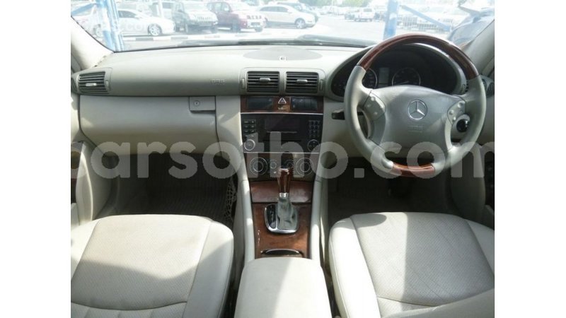 Big with watermark mercedes benz 190 maseru import dubai 16892