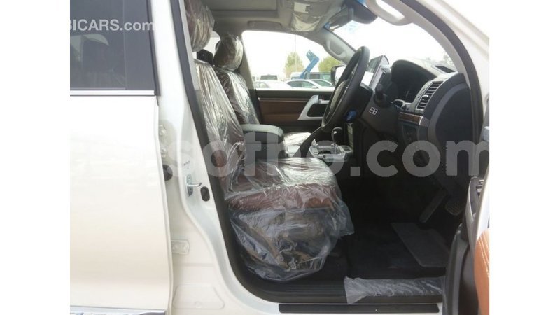 Big with watermark toyota land cruiser maseru import dubai 16896