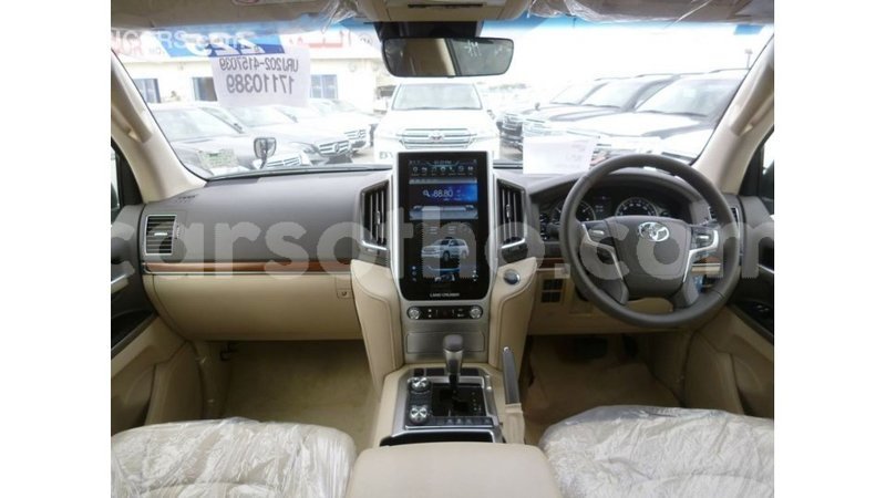 Big with watermark toyota land cruiser maseru import dubai 16899