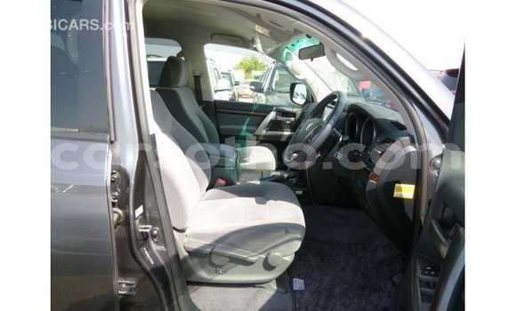 Sayi Imported Toyota Land Cruiser Other Mota in Import - Dubai a Maseru Sayi Imported Toyota Land Cruiser Other Mota in Import - Dubai a Maseru