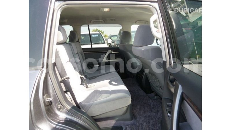 Big with watermark toyota land cruiser maseru import dubai 16900