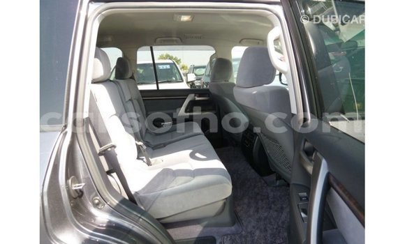 Sayi Imported Toyota Land Cruiser Other Mota in Import - Dubai a Maseru Sayi Imported Toyota Land Cruiser Other Mota in Import - Dubai a Maseru