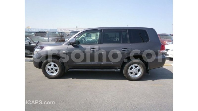 Big with watermark toyota land cruiser maseru import dubai 16900