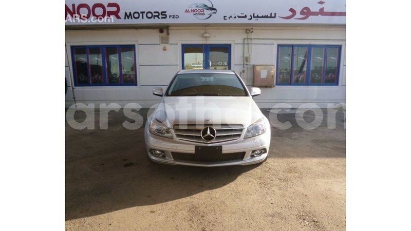 Big with watermark mercedes benz 200 maseru import dubai 16901