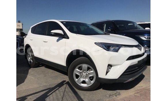 Buy Import Toyota 4Runner White Car in Import - Dubai in Maseru Buy Import Toyota 4Runner White Car in Import - Dubai in Maseru