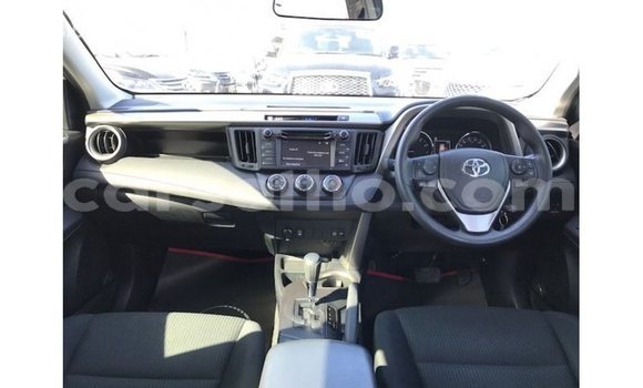 Buy Import Toyota 4Runner White Car in Import - Dubai in Maseru Buy Import Toyota 4Runner White Car in Import - Dubai in Maseru