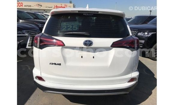Buy Import Toyota 4Runner White Car in Import - Dubai in Maseru Buy Import Toyota 4Runner White Car in Import - Dubai in Maseru