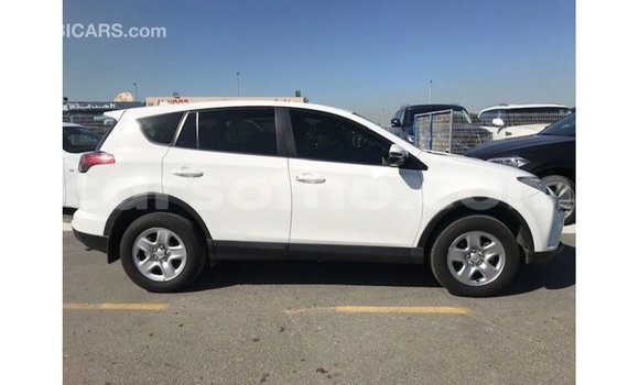 Buy Import Toyota 4Runner White Car in Import - Dubai in Maseru Buy Import Toyota 4Runner White Car in Import - Dubai in Maseru