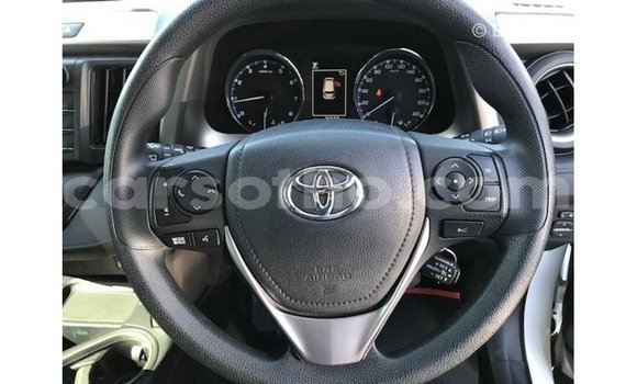 Buy Import Toyota 4Runner White Car in Import - Dubai in Maseru Buy Import Toyota 4Runner White Car in Import - Dubai in Maseru