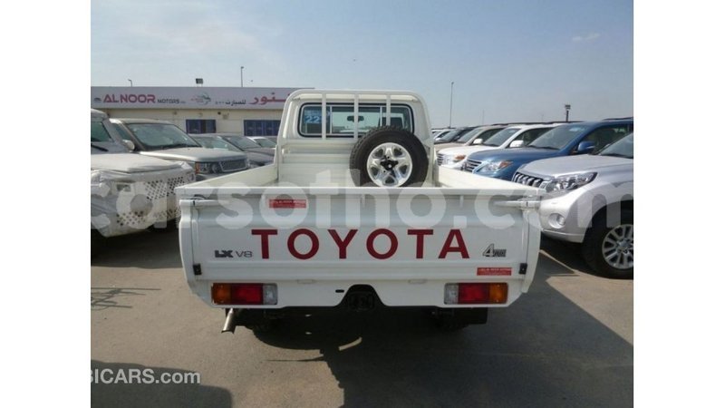 Big with watermark toyota land cruiser maseru import dubai 16905