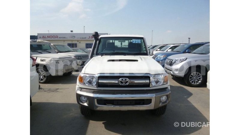 Big with watermark toyota land cruiser maseru import dubai 16905