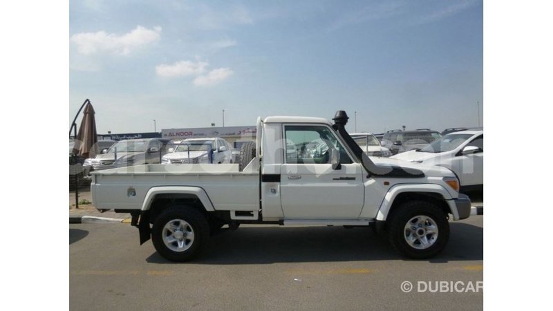 Big with watermark toyota land cruiser maseru import dubai 16905