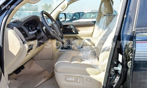 Buy Import Toyota Land Cruiser Black Car in Import - Dubai in Maseru Buy Import Toyota Land Cruiser Black Car in Import - Dubai in Maseru
