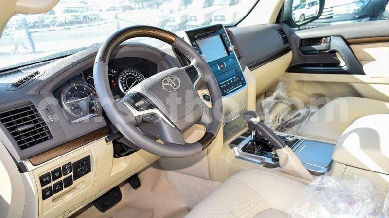 Big with watermark toyota land cruiser maseru import dubai 16906