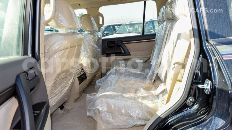 Big with watermark toyota land cruiser maseru import dubai 16906