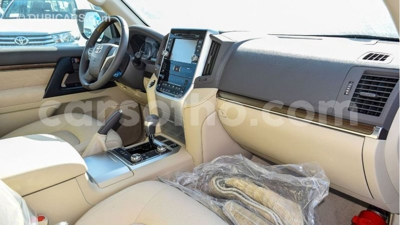 Big with watermark toyota land cruiser maseru import dubai 16906
