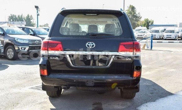 Buy Import Toyota Land Cruiser Black Car in Import - Dubai in Maseru Buy Import Toyota Land Cruiser Black Car in Import - Dubai in Maseru