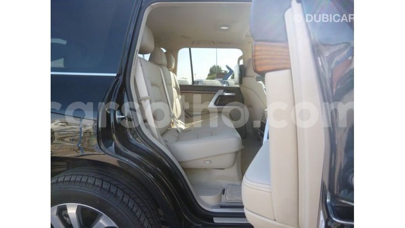 Big with watermark toyota land cruiser maseru import dubai 16909