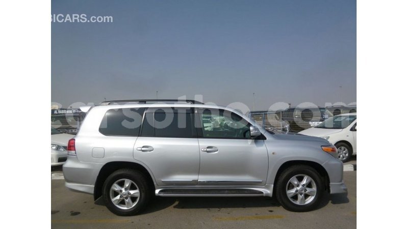 Big with watermark toyota land cruiser maseru import dubai 16910