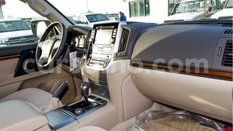 Big with watermark toyota land cruiser maseru import dubai 16916