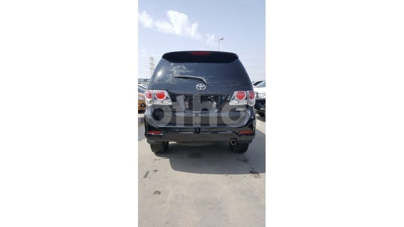 Big with watermark toyota fortuner maseru import dubai 16917