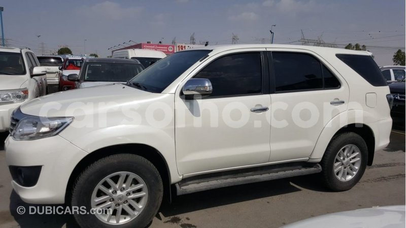 Big with watermark toyota fortuner maseru import dubai 16918