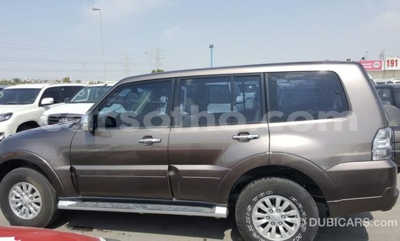 Sayi Imported Mitsubishi Pajero Brown Mota in Import - Dubai a Maseru Sayi Imported Mitsubishi Pajero Brown Mota in Import - Dubai a Maseru