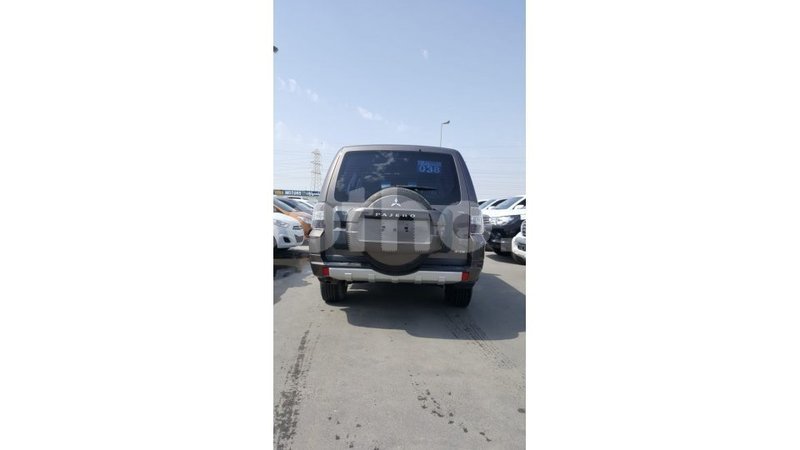 Big with watermark mitsubishi pajero maseru import dubai 16920