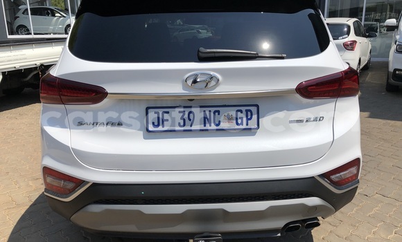 Acheter Occasion Voiture Hyundai Santa Fe Blanc à Mokhotlong, Berea Acheter Occasion Voiture Hyundai Santa Fe Blanc à Mokhotlong, Berea