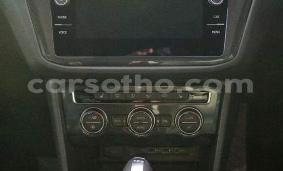 اشتري مستعمل Volkswagen Tiguan Silver سيارة في Maseru في Maseru اشتري مستعمل Volkswagen Tiguan Silver سيارة في Maseru في Maseru