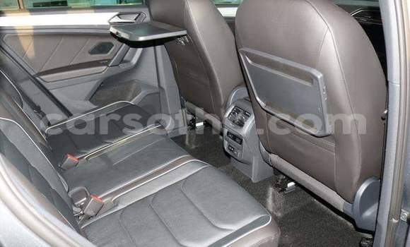 اشتري مستعمل Volkswagen Tiguan Silver سيارة في Maseru في Maseru اشتري مستعمل Volkswagen Tiguan Silver سيارة في Maseru في Maseru