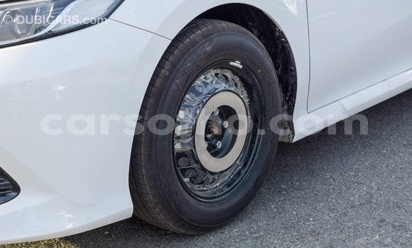 Sayi Imported Toyota Camry White Mota in Import - Dubai a Maseru Sayi Imported Toyota Camry White Mota in Import - Dubai a Maseru