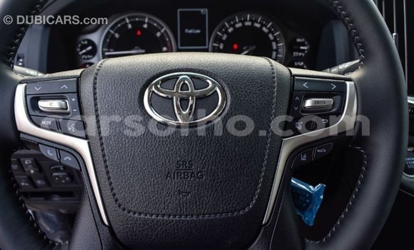 اشتري Imported Toyota Land Cruiser White سيارة في Import - Dubai في Maseru اشتري Imported Toyota Land Cruiser White سيارة في Import - Dubai في Maseru