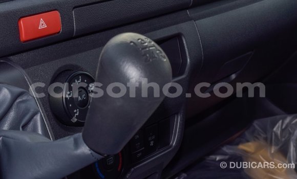 Buy Import Toyota Hiace White Car in Import - Dubai in Maseru Buy Import Toyota Hiace White Car in Import - Dubai in Maseru