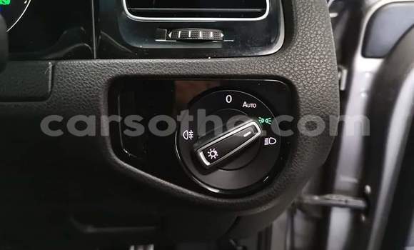 Sayi Na hannu Volkswagen Golf R Silver Mota in Maseru a Maseru Sayi Na hannu Volkswagen Golf R Silver Mota in Maseru a Maseru