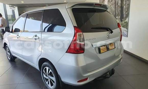Sayi Na hannu Toyota Avanza Silver Mota in Maseru a Maseru Sayi Na hannu Toyota Avanza Silver Mota in Maseru a Maseru