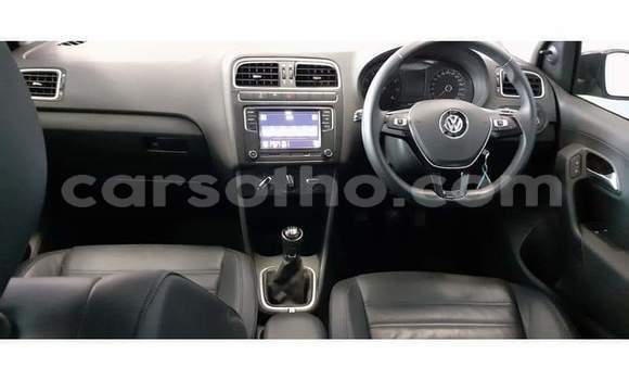 Sayi Na hannu Volkswagen Polo Silver Mota in Maseru a Maseru Sayi Na hannu Volkswagen Polo Silver Mota in Maseru a Maseru