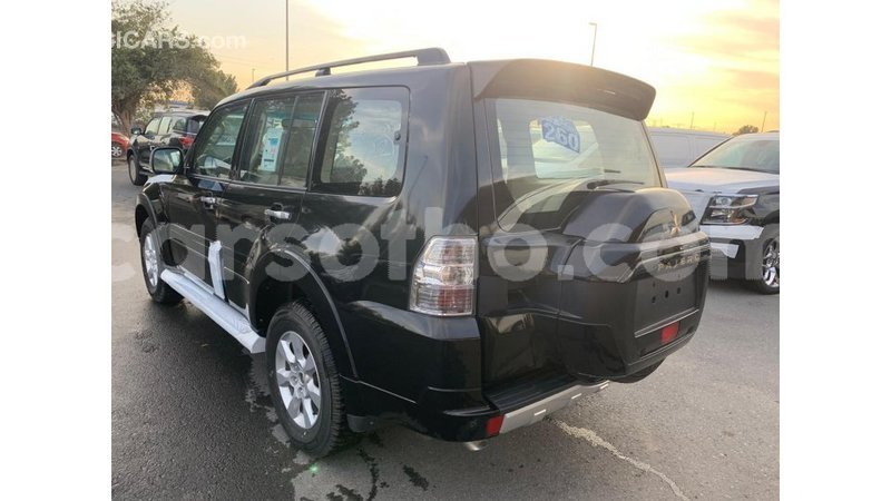 Big with watermark mitsubishi pajero maseru import dubai 16962