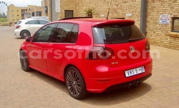 اشتري مستعمل Volkswagen Golf R32 Red سيارة في Maseru في Maseru اشتري مستعمل Volkswagen Golf R32 Red سيارة في Maseru في Maseru