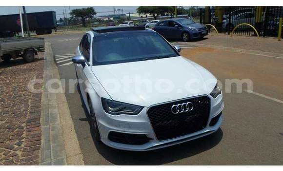 Acheter Occasion Voiture Audi RS3 Blanc à Maseru, Maseru Acheter Occasion Voiture Audi RS3 Blanc à Maseru, Maseru