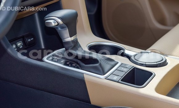 Acheter Import Voiture Kia Sportage Blanc à Import - Dubai, Maseru Acheter Import Voiture Kia Sportage Blanc à Import - Dubai, Maseru