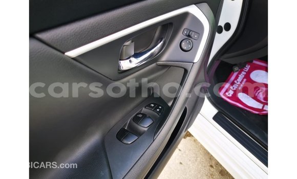 Sayi Imported Nissan Altima White Mota in Import - Dubai a Maseru Sayi Imported Nissan Altima White Mota in Import - Dubai a Maseru