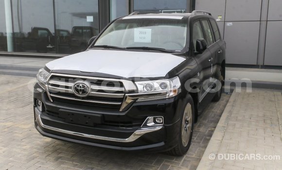 اشتري Imported Toyota Land Cruiser Black سيارة في Import - Dubai في Maseru اشتري Imported Toyota Land Cruiser Black سيارة في Import - Dubai في Maseru