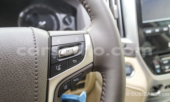 اشتري Imported Toyota Land Cruiser Black سيارة في Import - Dubai في Maseru اشتري Imported Toyota Land Cruiser Black سيارة في Import - Dubai في Maseru
