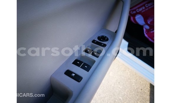 Sayi Imported Hyundai Sonata White Mota in Import - Dubai a Maseru Sayi Imported Hyundai Sonata White Mota in Import - Dubai a Maseru
