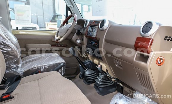 اشتري Imported Toyota Land Cruiser Beige سيارة في Import - Dubai في Maseru اشتري Imported Toyota Land Cruiser Beige سيارة في Import - Dubai في Maseru