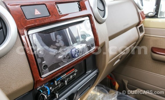 اشتري Imported Toyota Land Cruiser Beige سيارة في Import - Dubai في Maseru اشتري Imported Toyota Land Cruiser Beige سيارة في Import - Dubai في Maseru