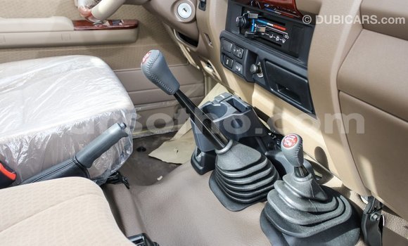 اشتري Imported Toyota Land Cruiser Beige سيارة في Import - Dubai في Maseru اشتري Imported Toyota Land Cruiser Beige سيارة في Import - Dubai في Maseru