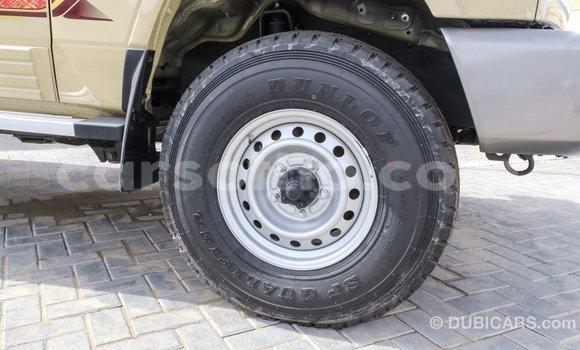 اشتري Imported Toyota Land Cruiser Beige سيارة في Import - Dubai في Maseru اشتري Imported Toyota Land Cruiser Beige سيارة في Import - Dubai في Maseru