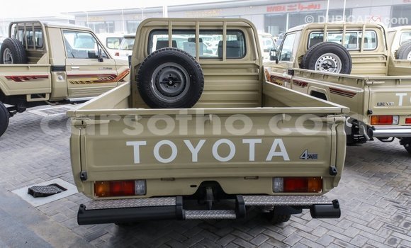 اشتري Imported Toyota Land Cruiser Beige سيارة في Import - Dubai في Maseru اشتري Imported Toyota Land Cruiser Beige سيارة في Import - Dubai في Maseru